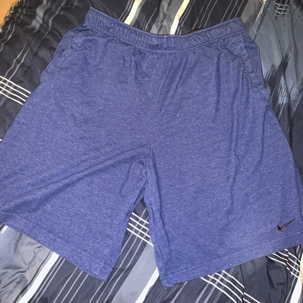 Men’s Nike Cloth Shorts